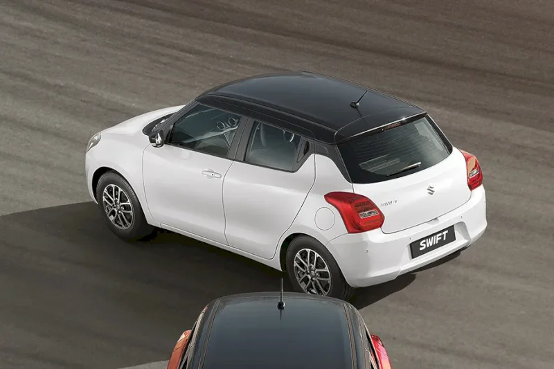 Maruti Swift 2020 model 15000 km - image 2